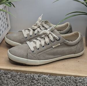 TAOS Star Sneaker Women's Size 9 Casual Walking Work Shoes